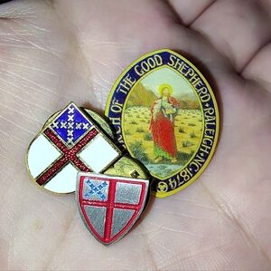 Episcopal Shield Church Religious Raleigh Lapel Pin 3 Set Vintage Enamel Durable